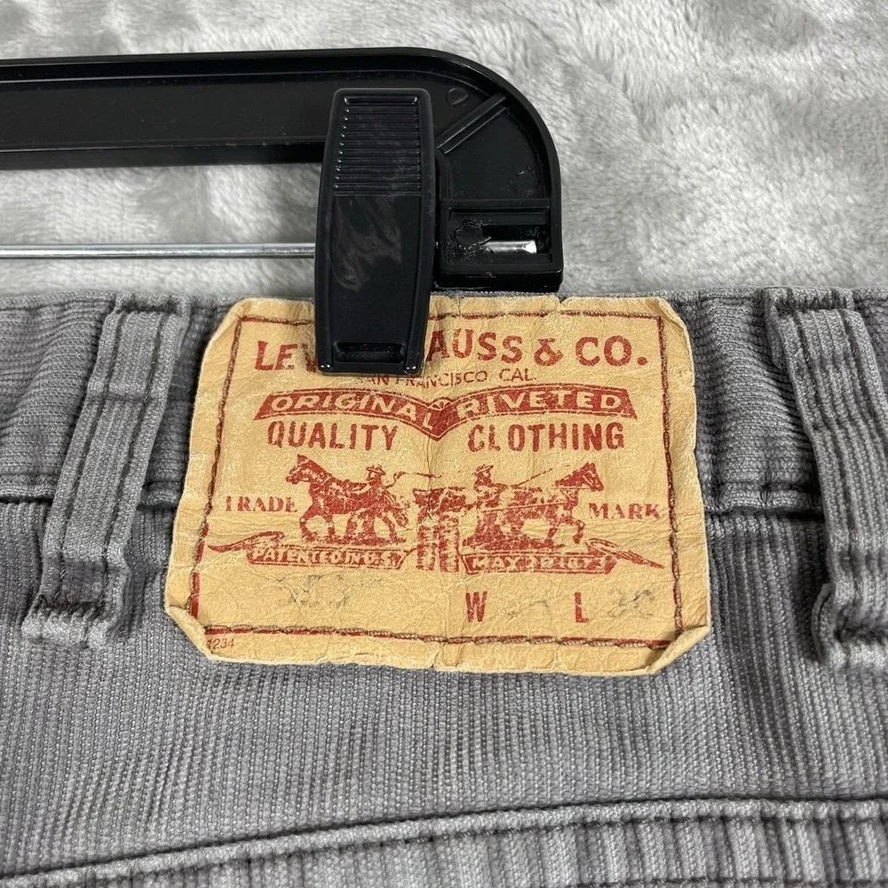 Vtg Levis 559 Corduroy Pants Mens 38x30 Distressed Y2K Brown Relaxed Straight